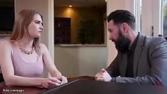 Oynat Kinky Üçlüde Ateşli Üvey Kardeşler: Tommy Pistol Tarafından Bağlı, Ağzı Tıkalı ve Anal Becerdin