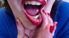Play She fucks the black woman but also her white friend