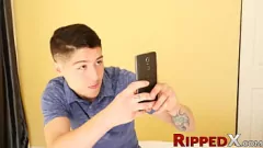 Redare Adolescentul șantajat Dolly Leigh, pedepsit cu sex dur și cumshot