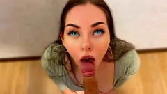 Jouer Blowjob sciatta di sorellastra: grossa sborra sul viso