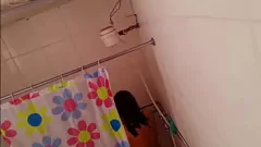 مثير لاتينا جار ناتالي مكشوف في إجازة: كس وشعر لقطات Voyeur