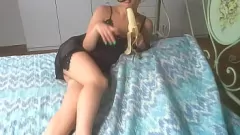 Jouer Banino di banana selvaggio di Adolescente Petite adolescente di Jennifer