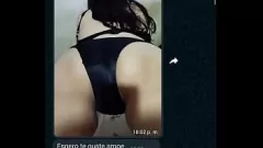 Reproduzir Latina MILF capturada no bate-papo do WhatsApp - encontro caseiro real e fumegante